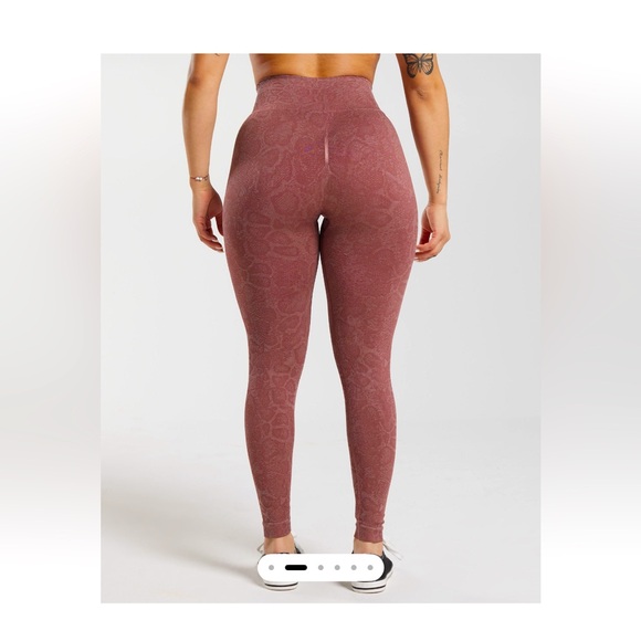 Gymshark Adapt Animal Seamless leggings. Modern blush pink/magenta brown - Picture 2 of 7